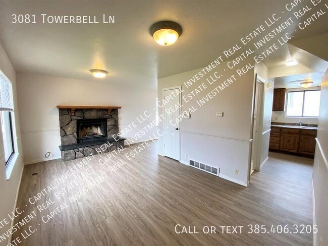 Building Photo - 3081 Towerbell Ln