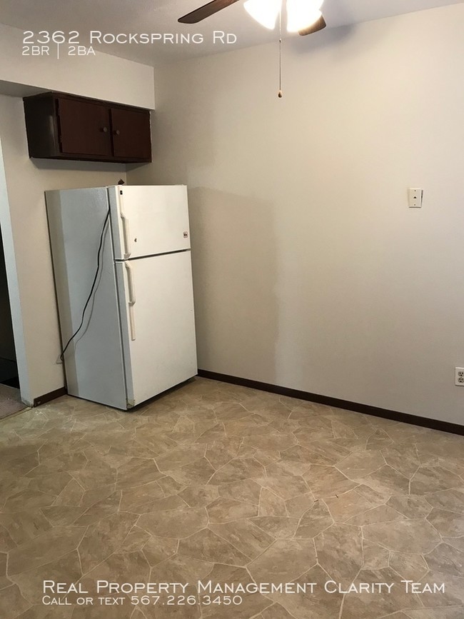 Foto del edificio - 2 Bed/1.5 Bath Southwyck Area Townhouse