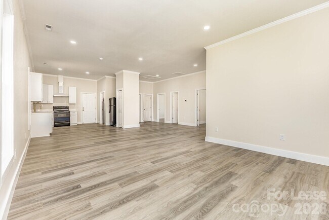 Foto del edificio - 1205 S Lafayette St