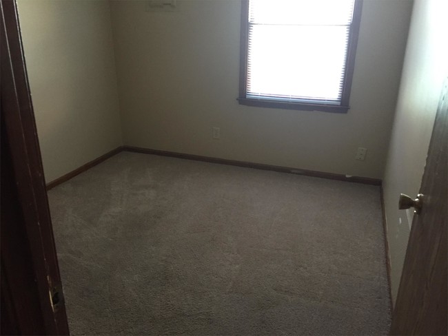 Foto del edificio - 2811 Ridge Ct