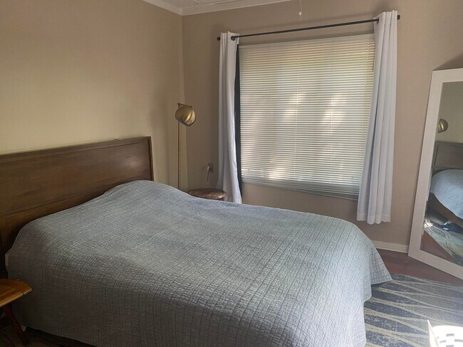 Foto del edificio - 5002 Avenue F