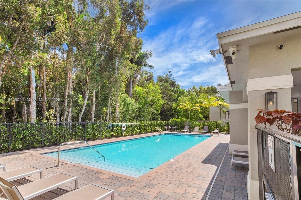 Foto principal - 1363 NW 208th Terrace