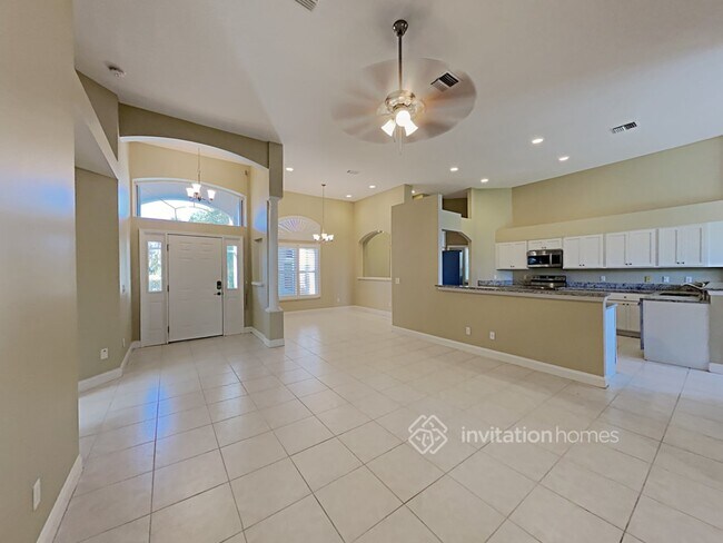 Building Photo - 778 Thrasher Dr