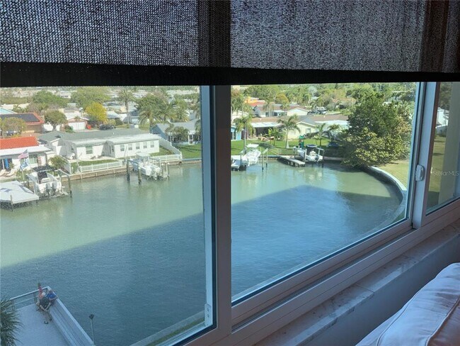 Foto del edificio - 4725 Cove Cir
