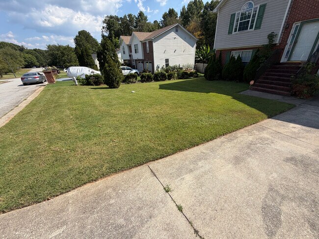 Foto del edificio - Room in Single Family Home on Valley Green Rd
