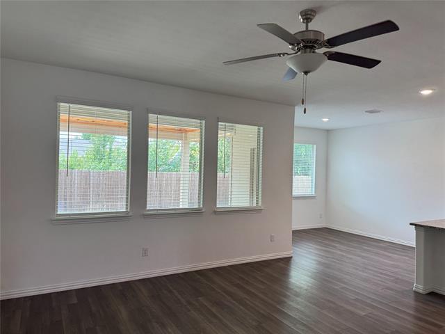 Building Photo - 512 Westpark Dr