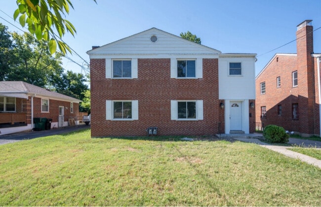 Building Photo - 3907 Kirkup Ave