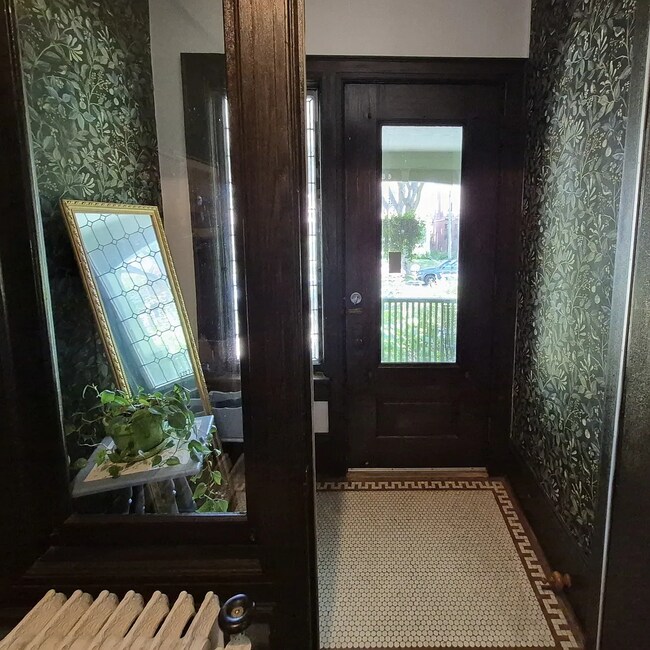 Foto del edificio - 2727 N Prospect Ave