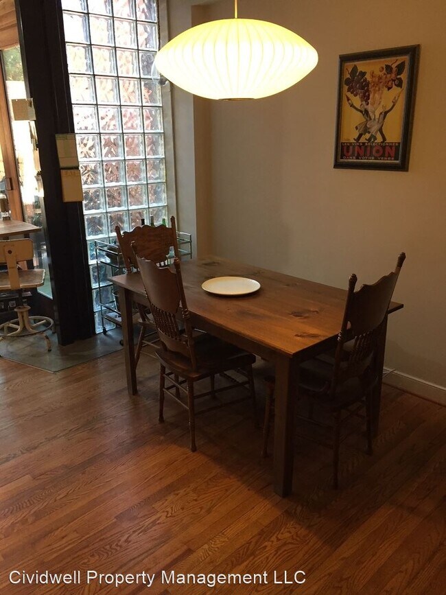 Foto del edificio - 2 br, 1 bath House - 2215 12th Pl NW