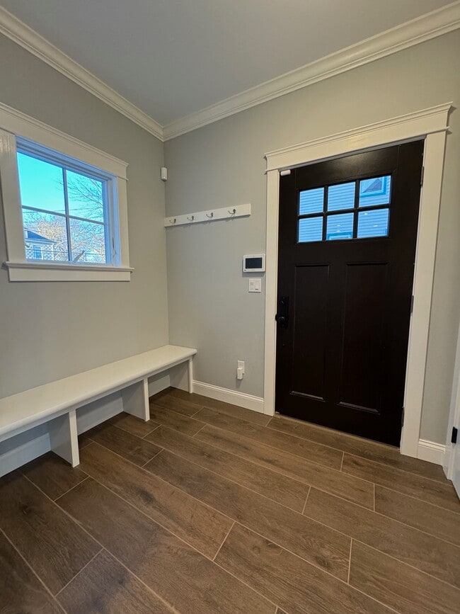 Building Photo - 67 W Sunset Ave