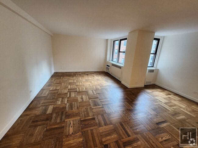 Building Photo - East 79th Street