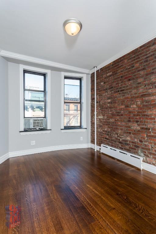 Foto del edificio - 336 E 18th St