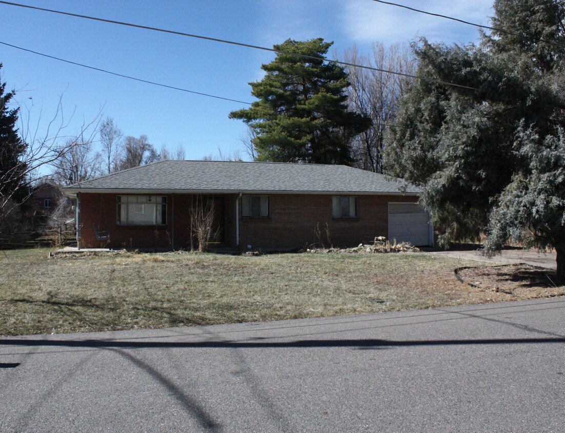 2535 Brentwood St, Lakewood, CO 80214 House Rental in Lakewood, CO