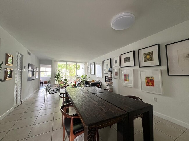 Foto del edificio - 9756 NW 47th Terrace