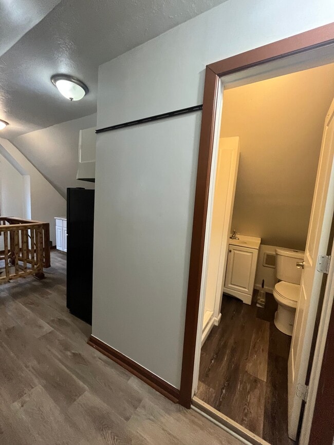 Foto del edificio - 3442 W 54th St