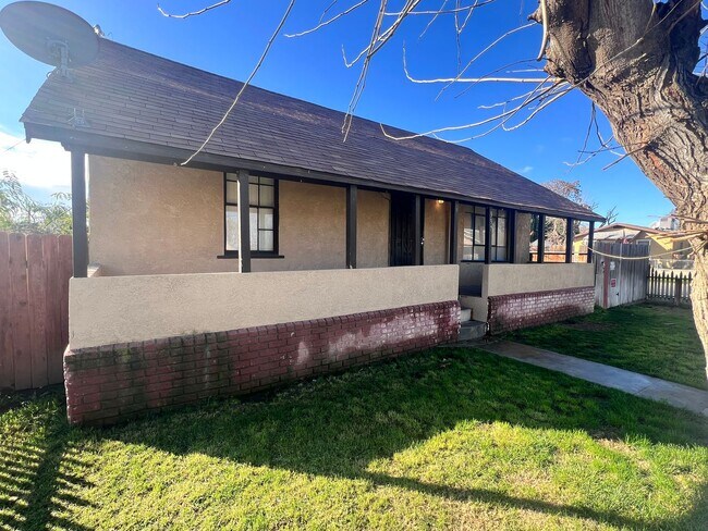 Foto del edificio - 337 Harding Ave.