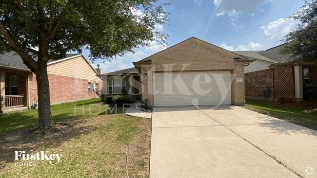 Building Photo - 9931 Fairlane Oaks Dr