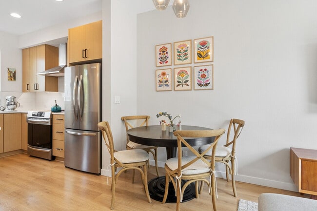 Building Photo - 6501 23rd Ave NW