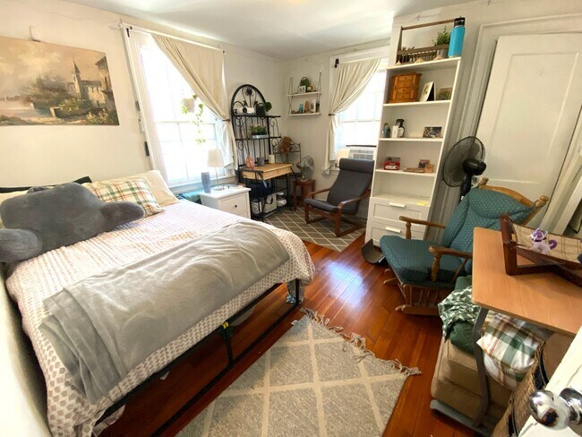 Foto del edificio - Brighton 3 bed/2 bath on B, C, D lines wit...
