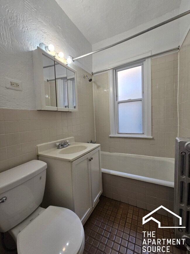 Foto del edificio - 4931 N Whipple St