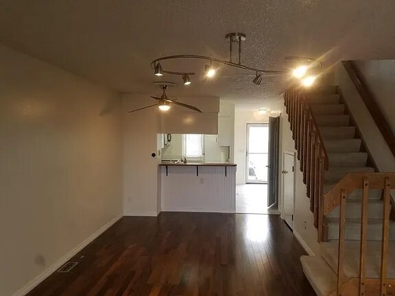 Foto del edificio - 1699 S Trenton St