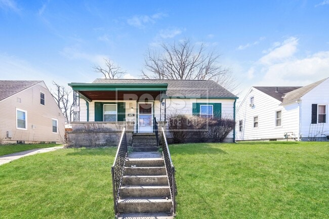 Building Photo - Three bedroom, one bathroom single home in Springfield