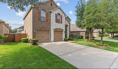 Building Photo - 17419 Woodfalls Ln