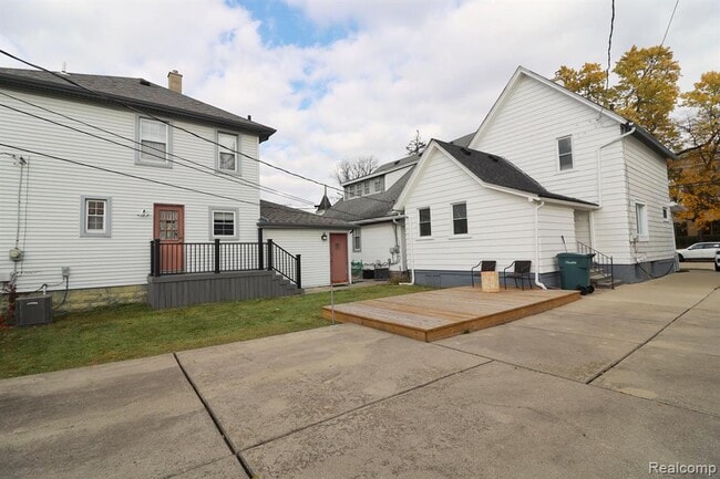 Building Photo - 812 Mason St