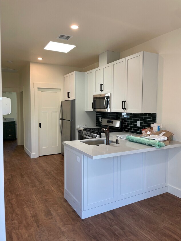 Foto principal - 3080 C St