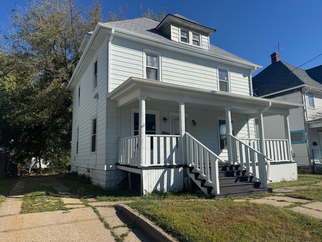 Foto principal - 303 Forest Ave