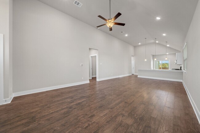 Foto del edificio - 217 Pinnacle Ln