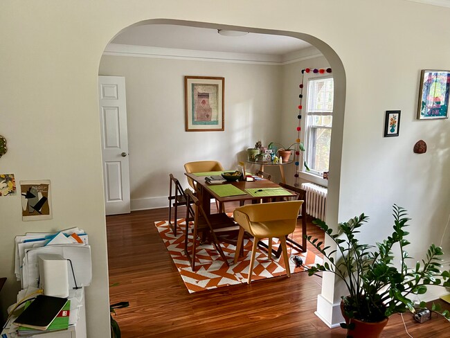 Building Photo - 1027 Granger Ave