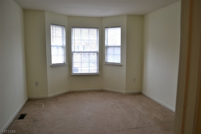 Building Photo - 51 Jackson Ave