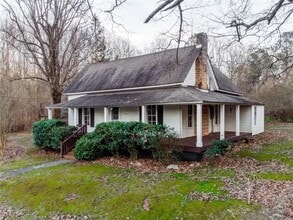 Building Photo - 1290 Reavis Mountain Rd