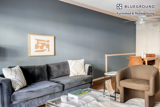 Building Photo - 4049 Via Marina