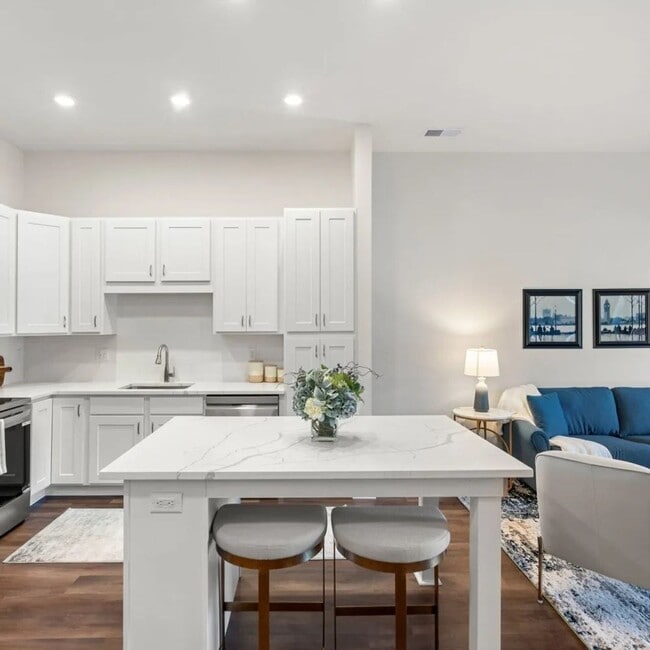 Interior Photo - Pomeroy Apartments