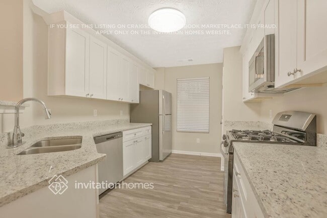 Foto del edificio - 3227 Sable Run Rd