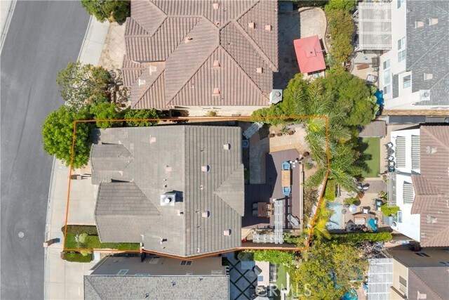 Building Photo - 16826 Pembrook Ln
