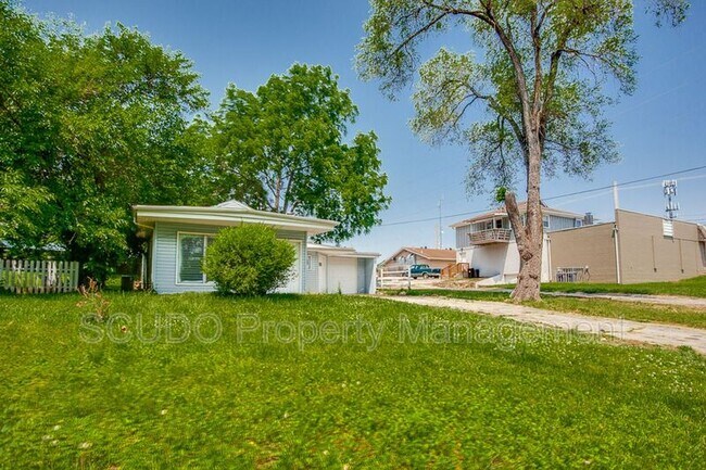 Foto del edificio - 3030 N 75th Terrace