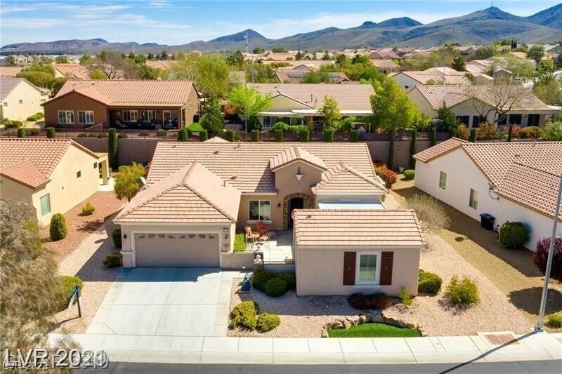 2106 Alyssa Jade Dr, Henderson, NV 89052 House Rental in Henderson