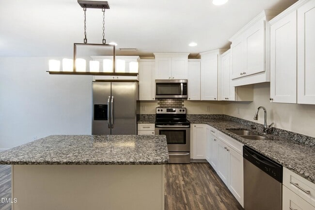 Building Photo - 116 Brickyard Ln