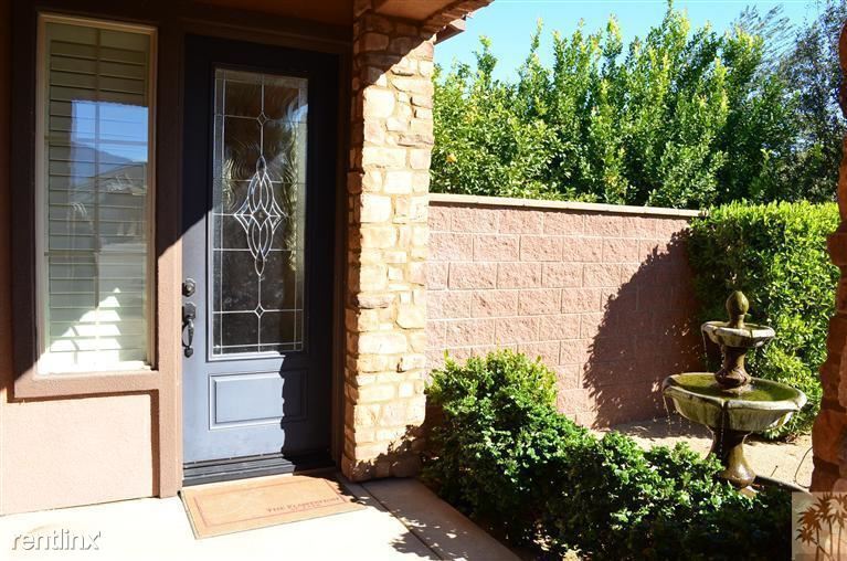 Primary Photo - 3 br, 2 bath House - 51062 Sorrel Ct