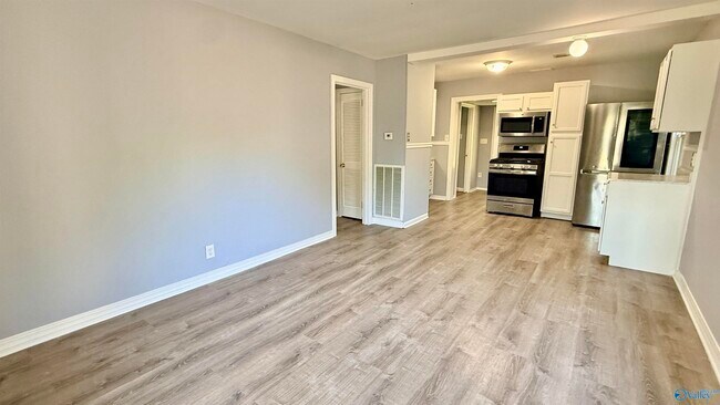 Foto del edificio - 609 10th St NW