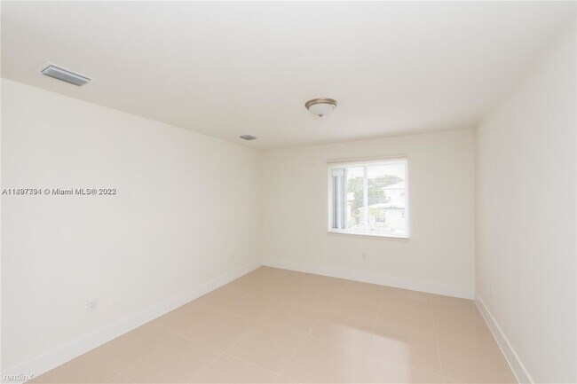 Building Photo - 6 br, 4 bath House - 1740 NW 64th St # 1
