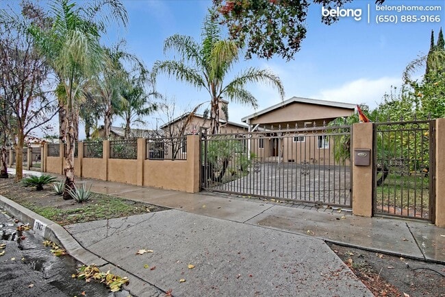 Building Photo - 7947 Atoll Ave