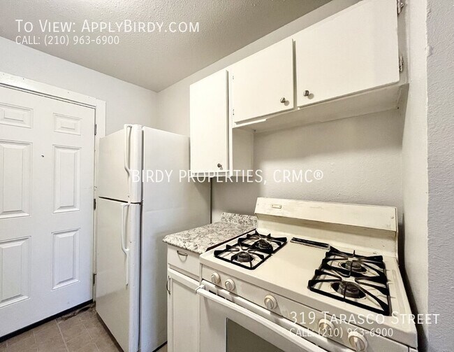 Foto del edificio - Charming 2 Bed/1 Bath Duplex in San Antoni...