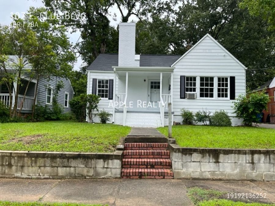 Primary Photo - 107 E Club Blvd