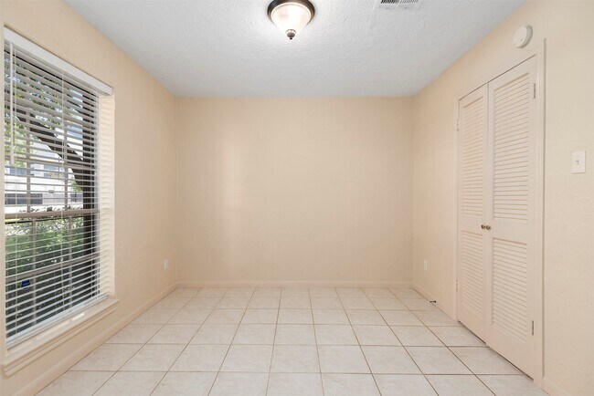 Foto del edificio - 14215 Lost Meadow Ln