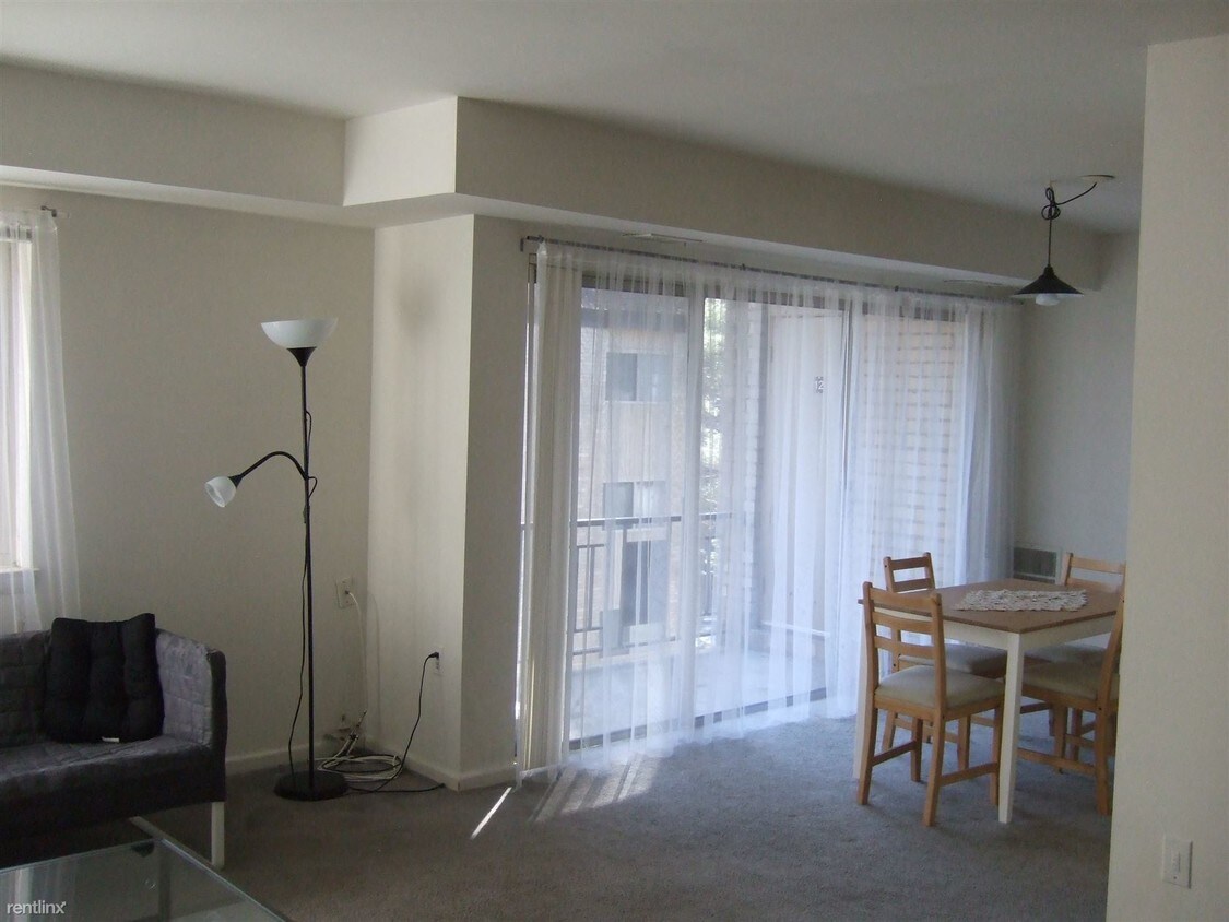 2 br, 1 bath - Bethesda Park Condominiums - 2 br, 1 bath  - Bethesda Park Condominiums