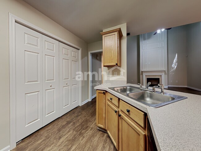 Foto del edificio - 3162 Justice Mill Ct NW